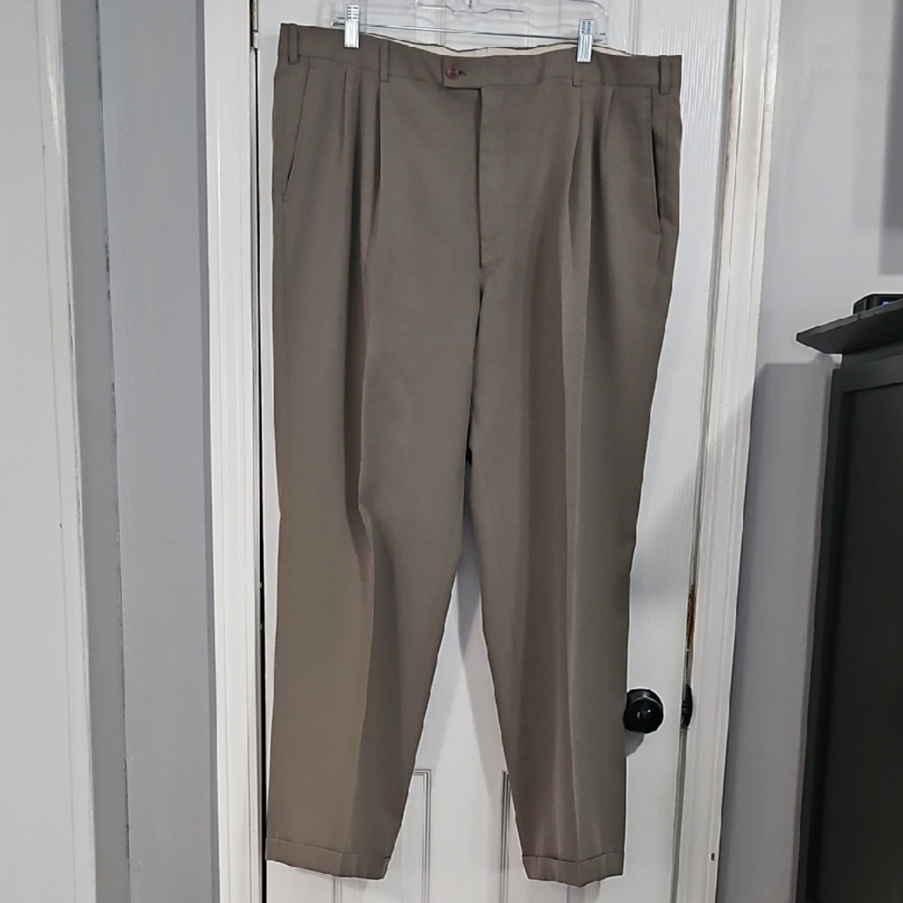 Source Unknown Men's Taupe Dress Pants